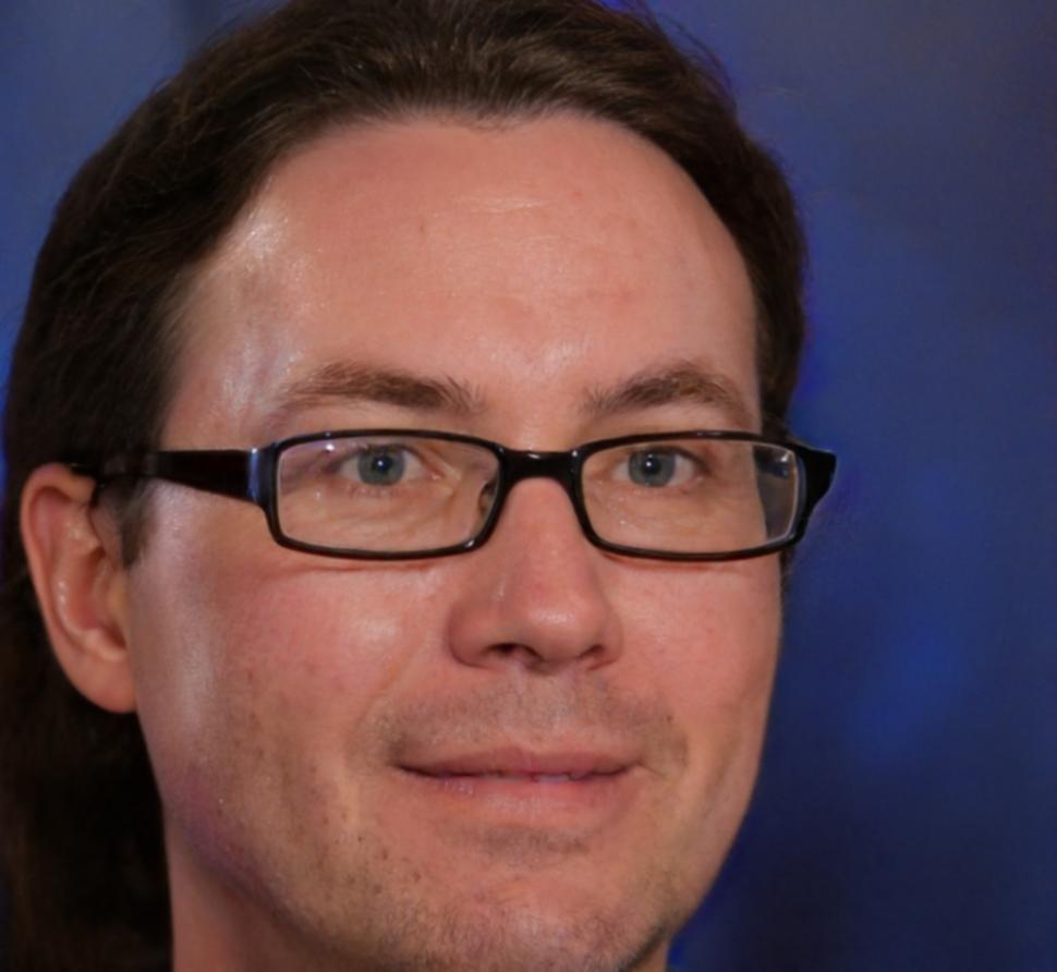 Ерлан Садыков - ведущий финансовый аналитик